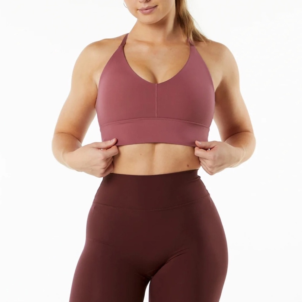 Alphalete Alphalux Wonder Bra in Wisteria NWT Athletic Sports Bra